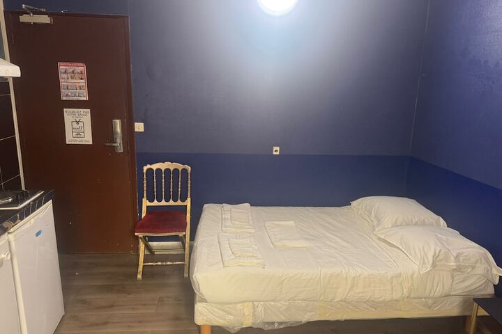 Room 17 of 51