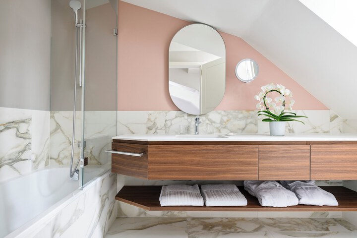 Bath Interior
