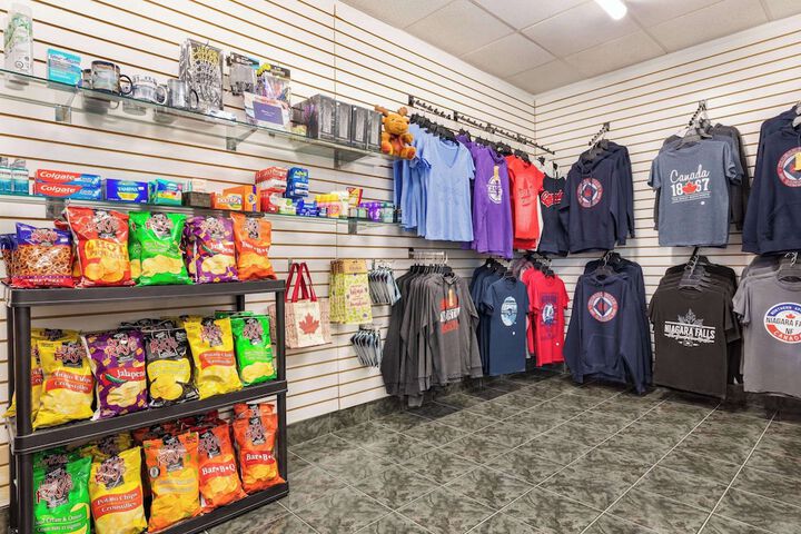 Gift Shop 39 of 48