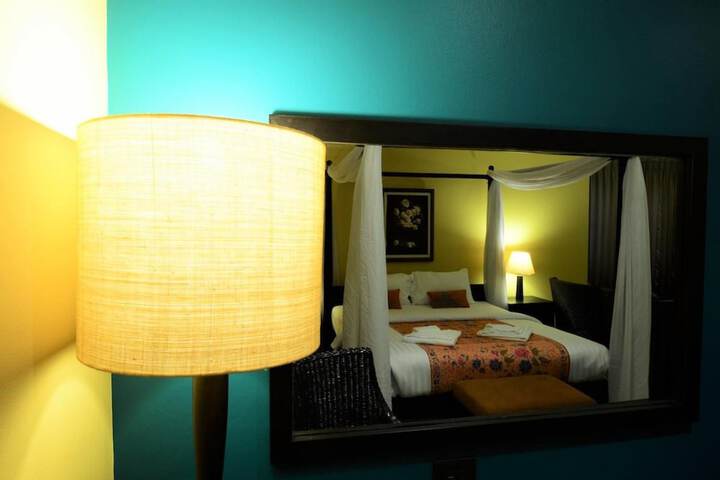 Room 53 of 124