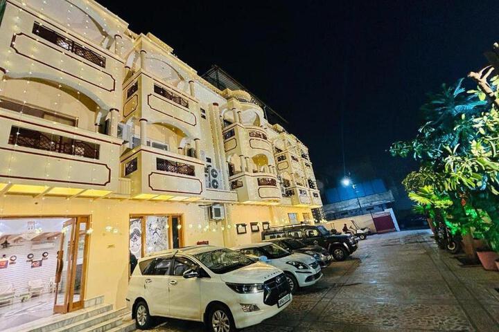 TrimHotel Buddha Varanasi