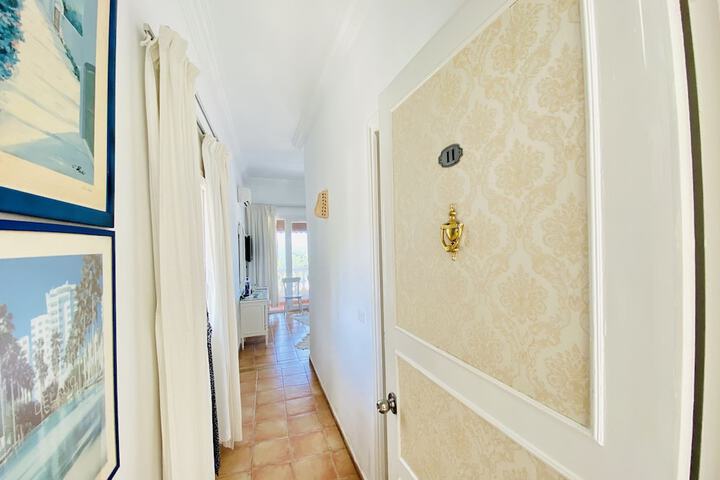 Room 3 of 46