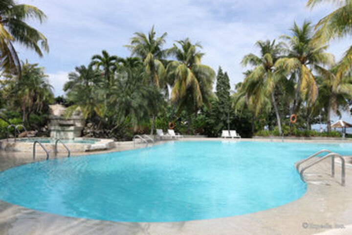 Pool 40 of 50