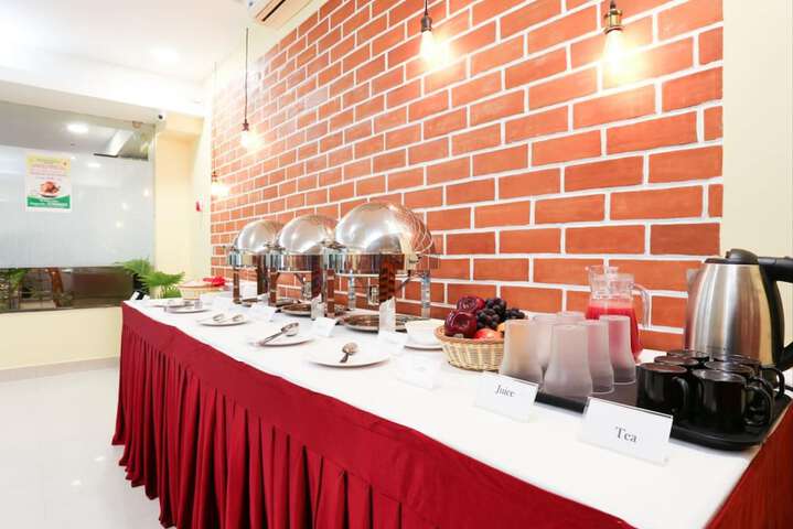 Breakfast/Coffee Service 17 of 22