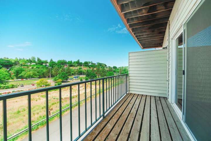 Terrace/Patio 7 of 15