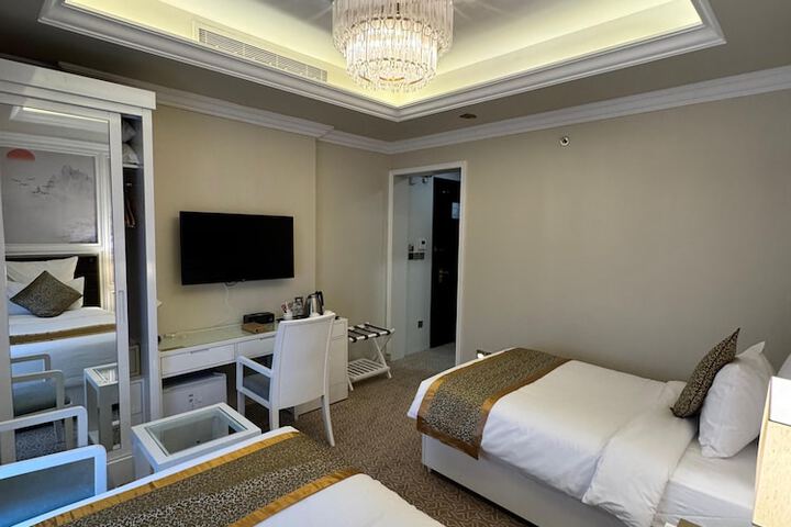 Room 39 of 104