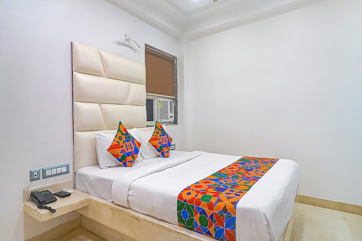 Room 20 of 38