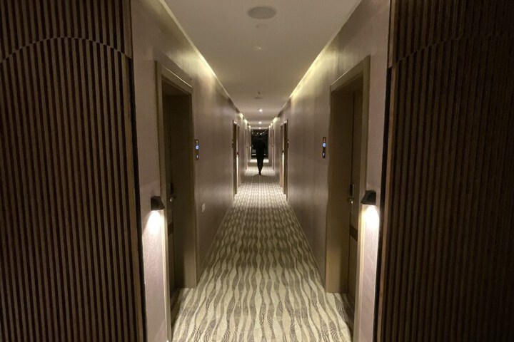 Ballroom/Hall 70 of 84