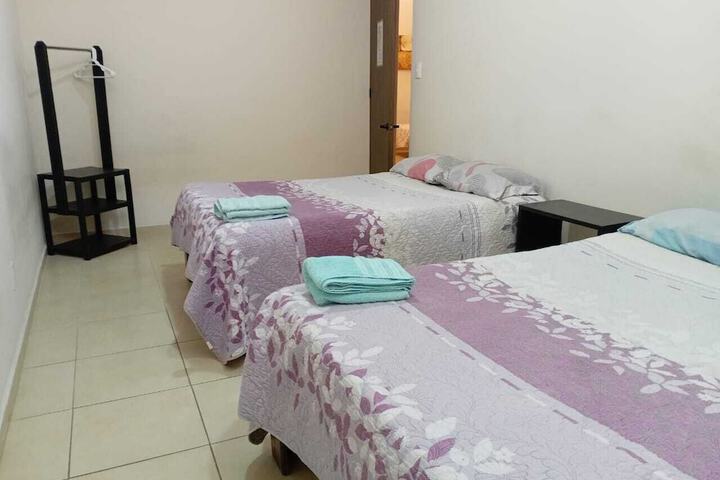 Room 8 of 27