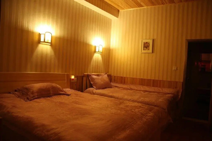 Room 18 of 19