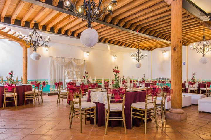 Banquet hall