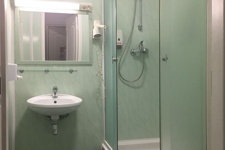 Room 36 of 45
