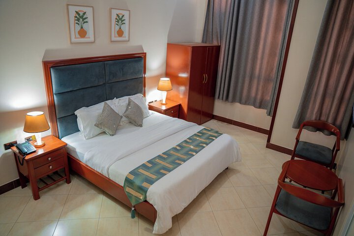 Room 36 of 63
