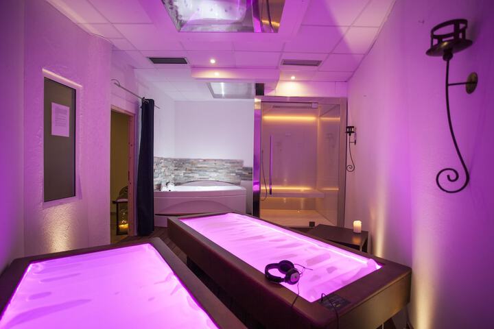 Room 64 of 91