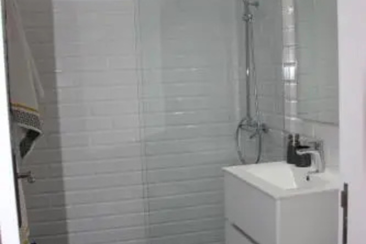 Room 8 of 21