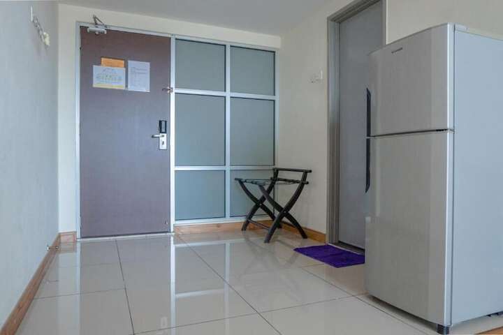 Room 11 of 21