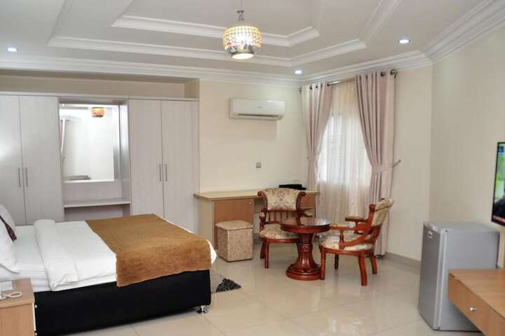 Room 19 of 51