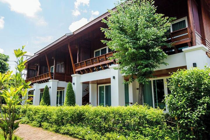 Hotel 68 of 79