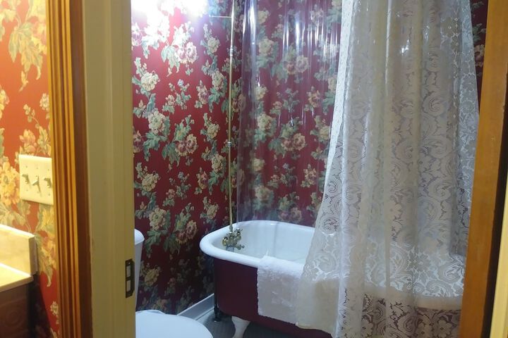 Room 50 of 60