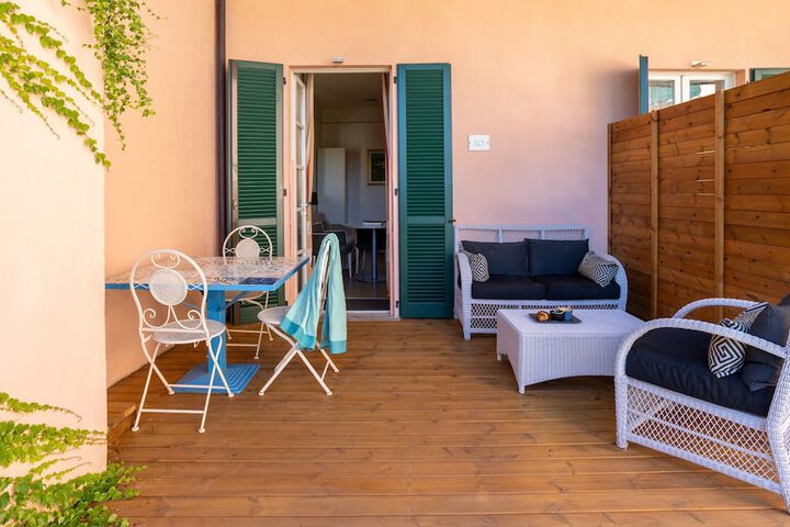 Terrace/Patio 81 of 152