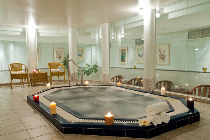 Spa 44 of 58