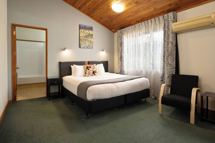 Room 46 of 81