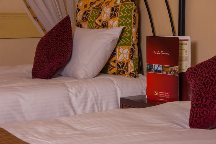 Room 48 of 65