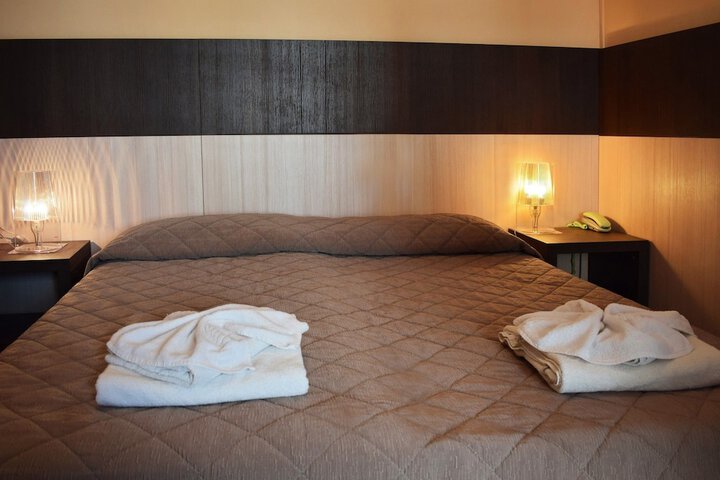 Room 21 of 48