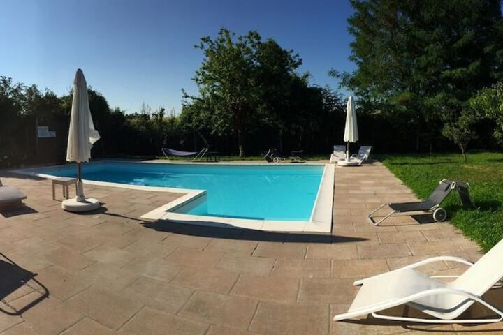 Pool 35 of 52