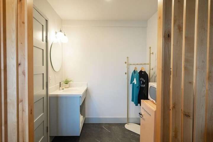 Room 303 of 510