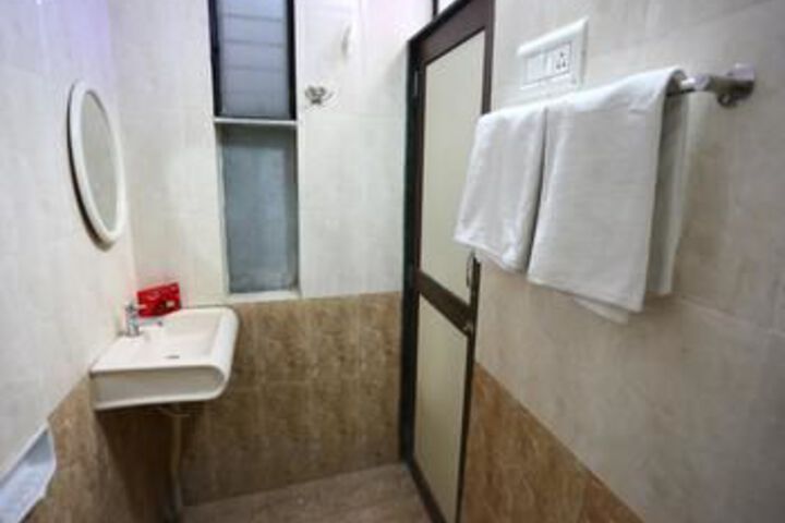 Room 4 of 21