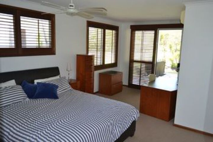 Room 2 of 20