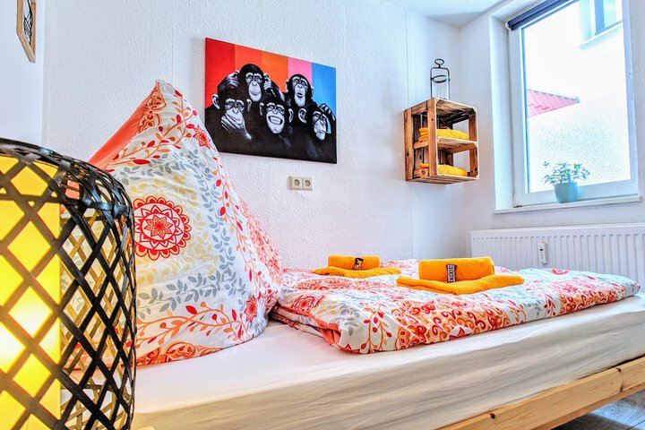 Room 8 of 86