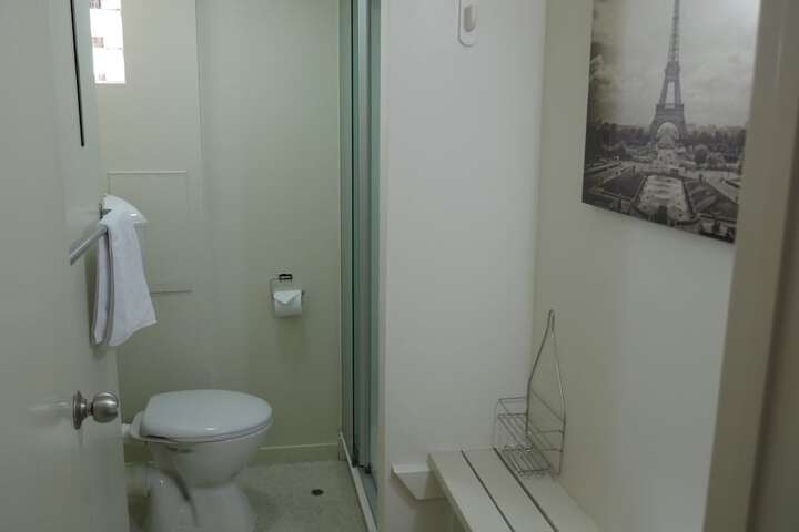 Room 20 of 64