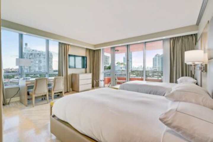 Room 258 of 318
