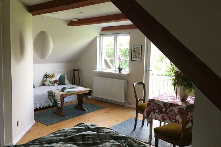 Room 4 of 45