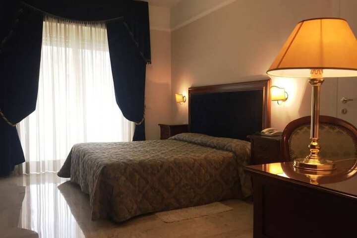 Room 9 of 55