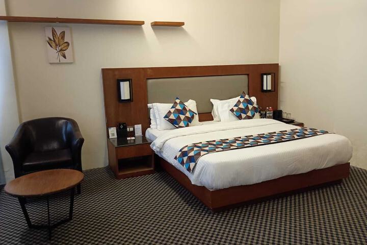 Room 14 of 22