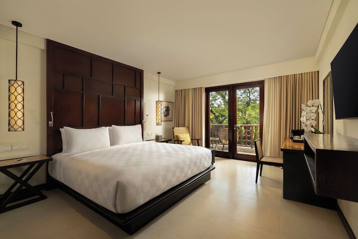 Room 16 of 101