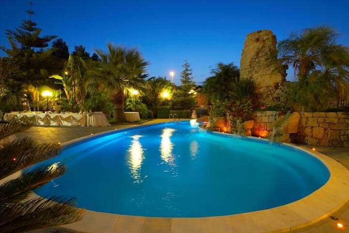 Pool 29 of 62