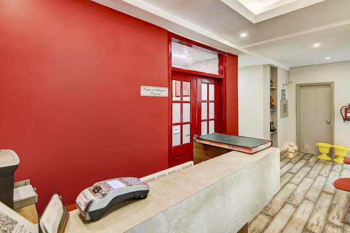 Hotel Interior 4 of 32