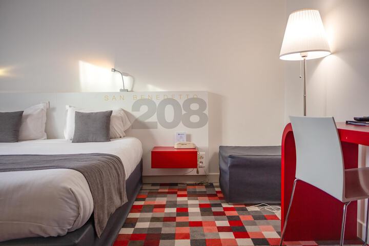 Room 30 of 60