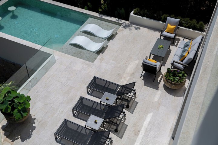 Terrace/Patio 202 of 261