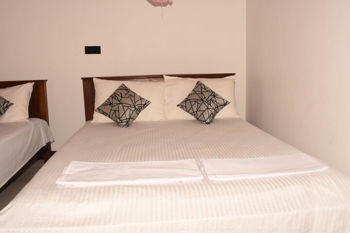 Room 17 of 75