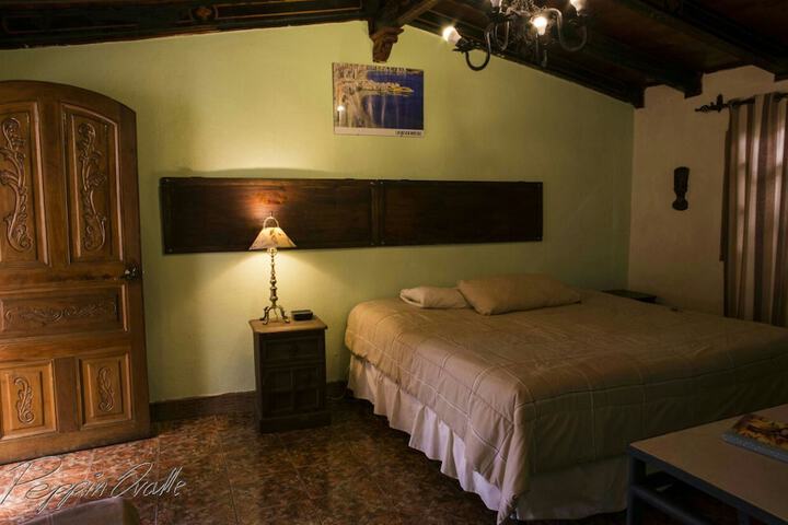 Room 11 of 36