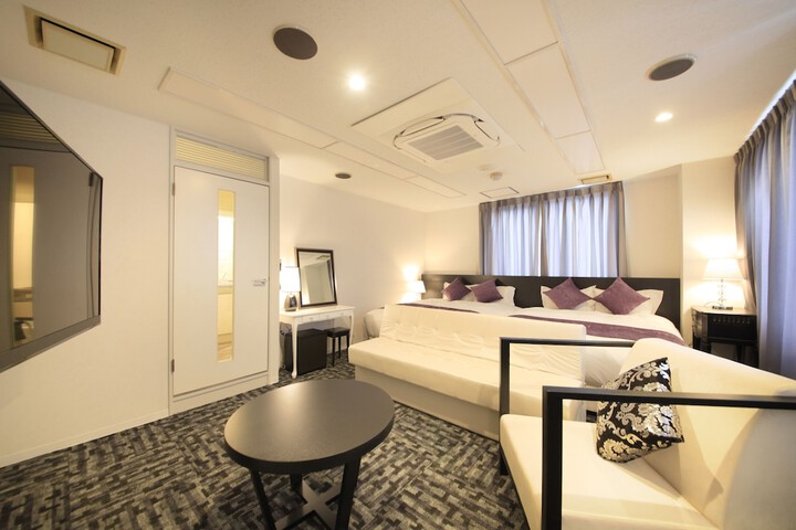 Room 38 of 54
