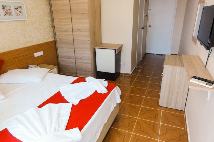 Room 11 of 61