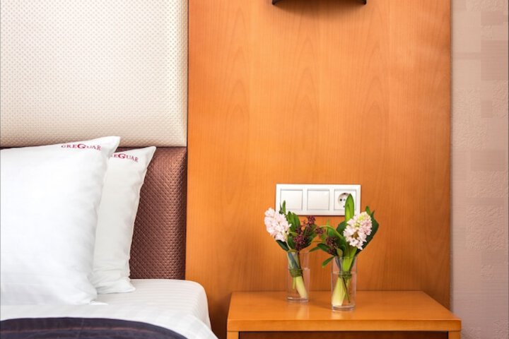 Room 25 of 115