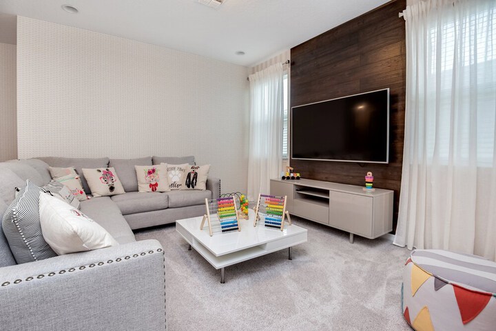 Room 22 of 74
