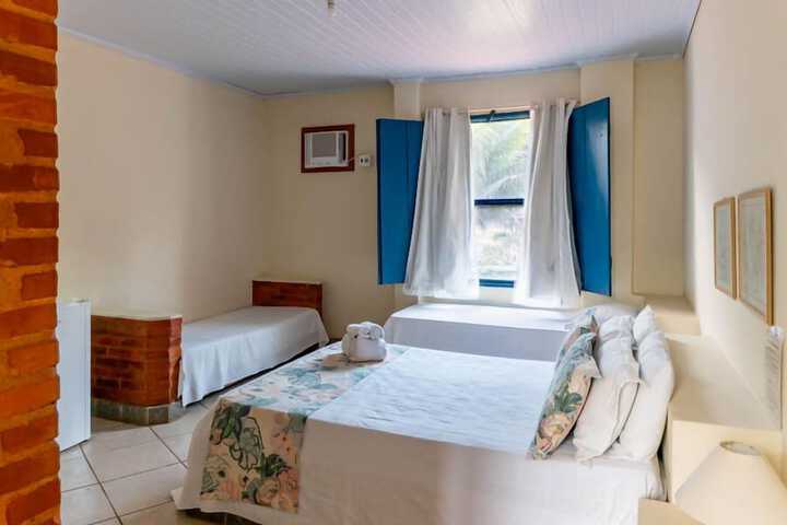 Room 2 of 21